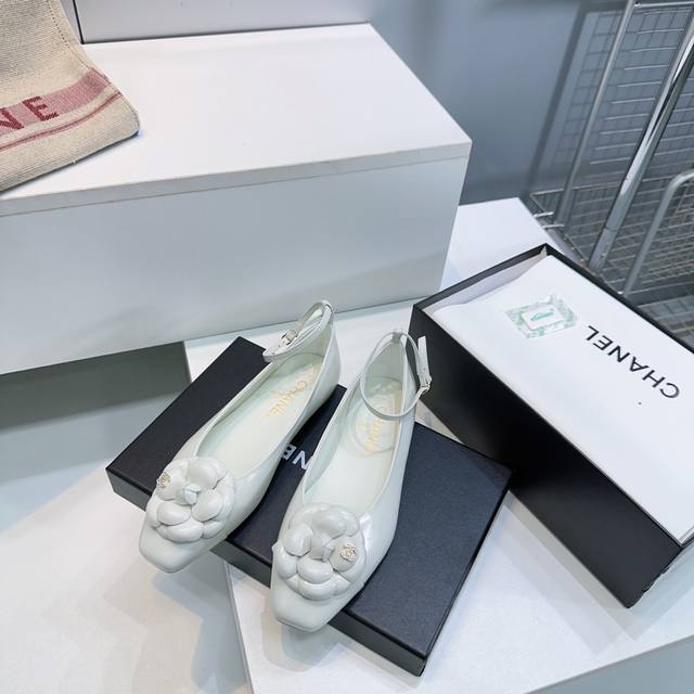High quality factory delivery! Top-quality Chanel 25Ss new autumn/winter Camell