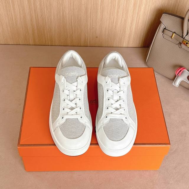 Women's and Men's 70 Hermes Kids sneaker series is fashionable and versatile, s