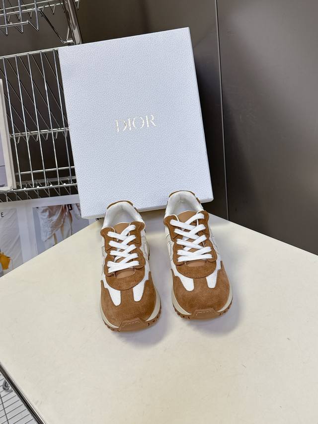 Dior's latest runway-inspired casual Forrest Gump sneakers are highly recommende