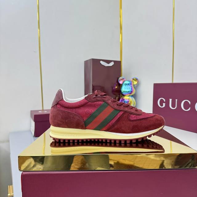 Men's Size Color 39-100 When classic craftsmanship meets lazy fashion, this pair