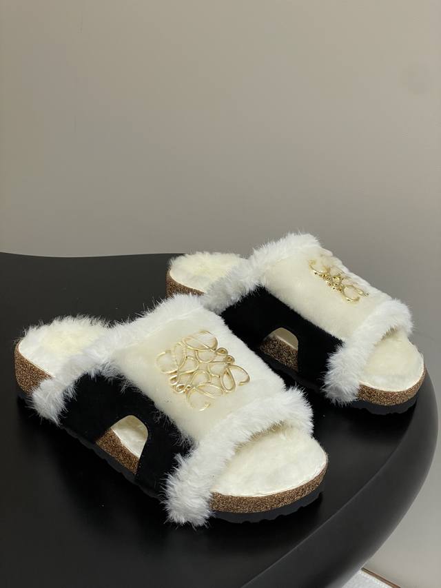 25Ss Fall/Winter hit: Loewe x Birkenstock collaboration slippers, brimming with