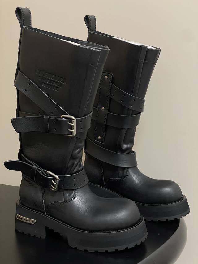 15-inch 25 new fall/winter Balenciga 25Fw Venom high boots with a motorcycle pun