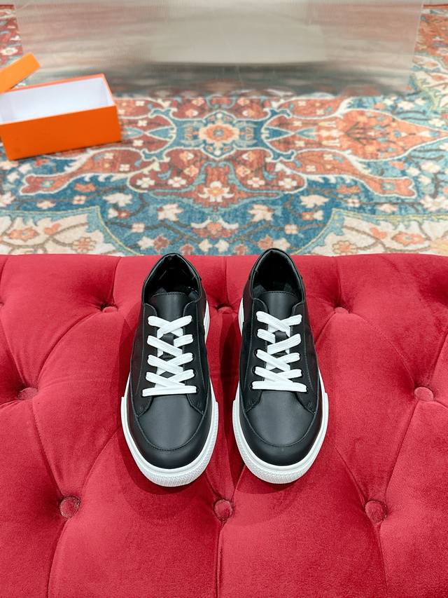 Women's, Men's Herm