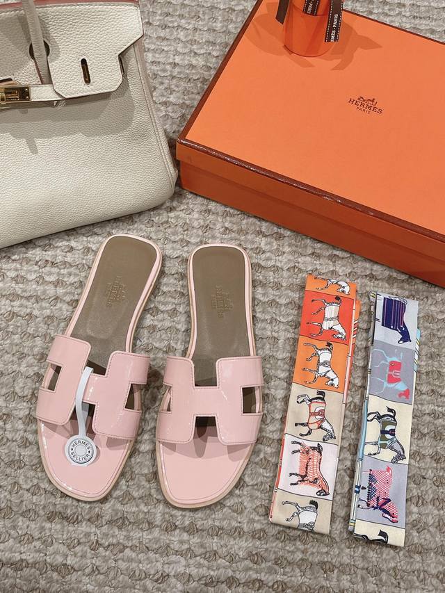 Patent leather series Hermes Oasis sandal series Fashionable and versatile Super