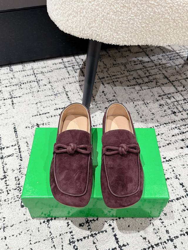 Male +10. #Top-of-the-line Couple's Style Bottega Venet* 25 Bv Daddy Couple's St