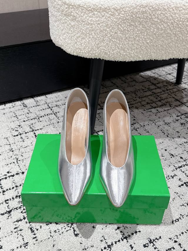Top version Bv 25 Sofia series women's pointed high-heeled shoes Small pointed t