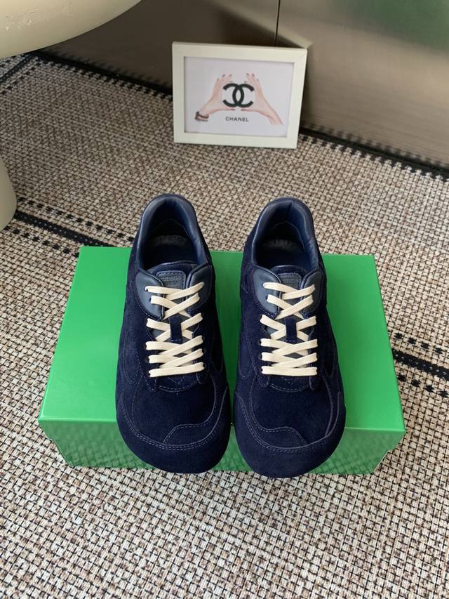 Male 20 New color Bottega Veneta Bv's latest Orbit series retro casual sneakers