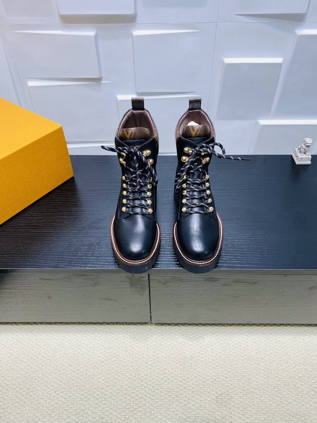 Premium Edition: Women's LV Louis Vuitton Territory Ankle Boots, Martin Boots, L