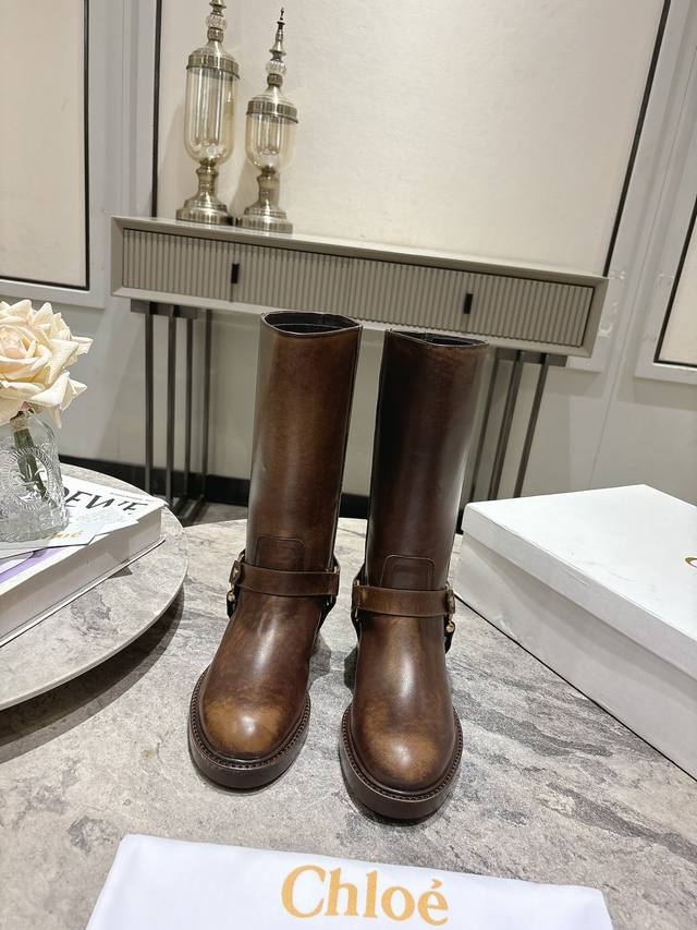 Chloe knight boots are slimming boots, the same style as celebrities with thick