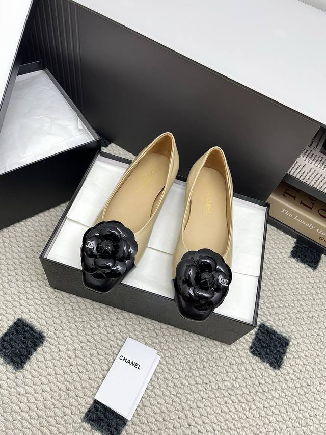 Chanel25Ss new summer style, double C diamond buckle, diamond-patterned flat Mar