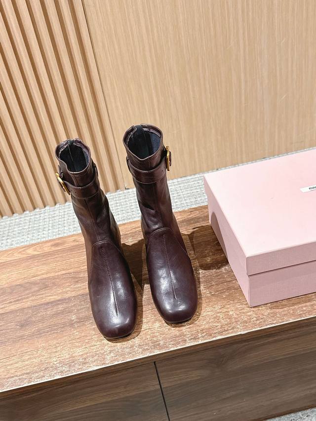 Miaojia's boots have a new evolution every season. This season, its functionalit