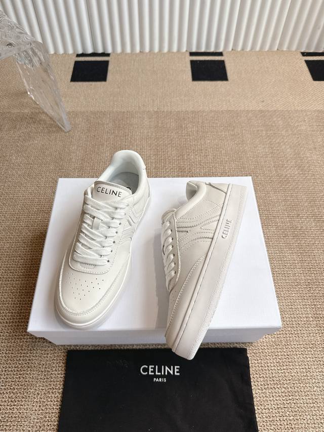 Celine's new autumn/winter 25 classic thick-soled casual white sneakers are one