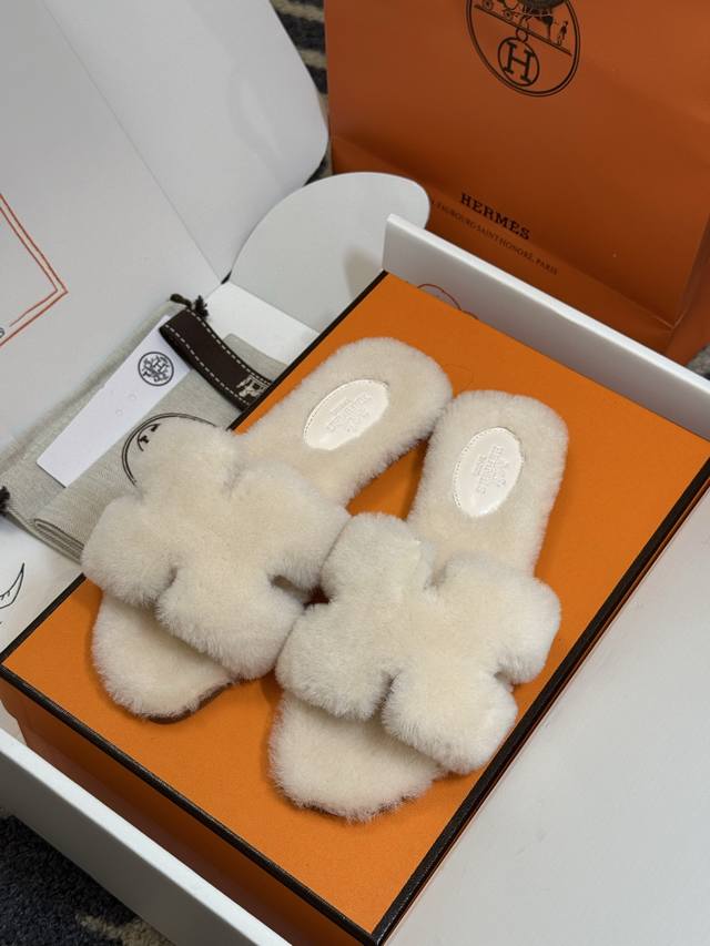 Top quality Hermes Fw25 New Arrival~ Hermes new fall/winter H lambswool slippers
