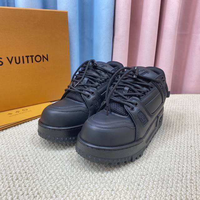 Upgraded Couple's Lv Louis Vuitton vs. All Market Versions Runway New Basketball