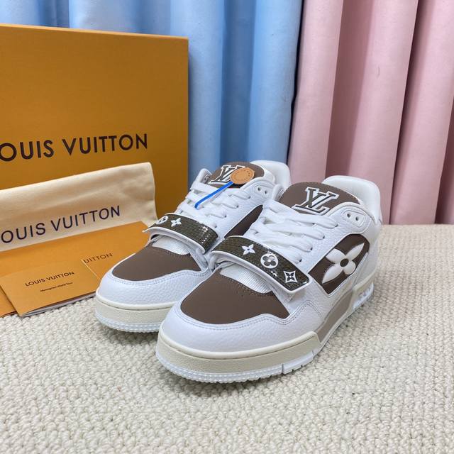Lr Louis Vuitton vs. all market versions of couple's runway new basketball sneak