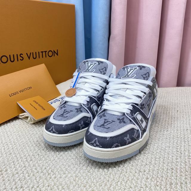 Top-of-the-line Lv~Trainer Louis Vuitton By Virgin Abloh's best-looking sports s