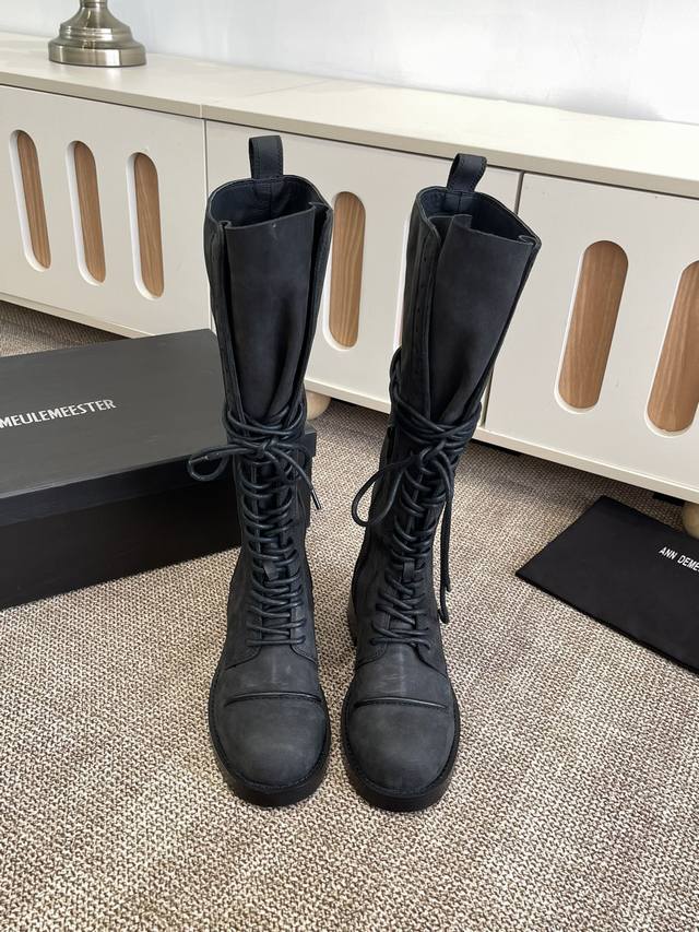 Ann Demeulemeeste* 25Ss new lace-up boots This series creatively combines the ro