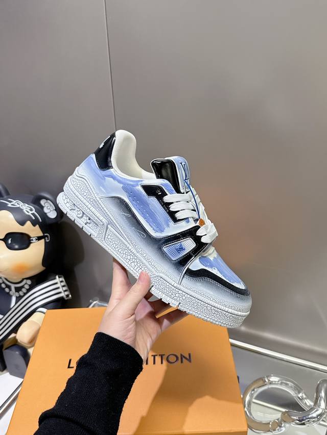 Premium edition ice crackle glue-coated craftsmanship, new LV couple's sneakers
