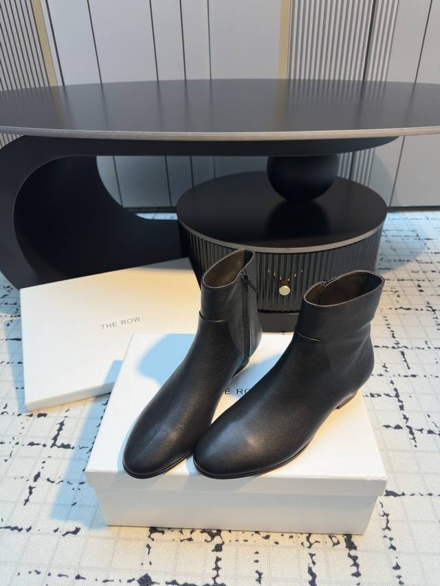 The Row* 25Ss New Fall/Winter Round-Toe Side Zipper Ankle Boots (DDD) The Row ne