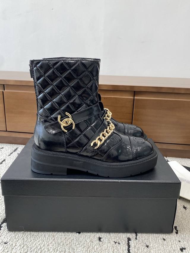 High version Chanel 2025S autumn and winter series short boots, made of imported
