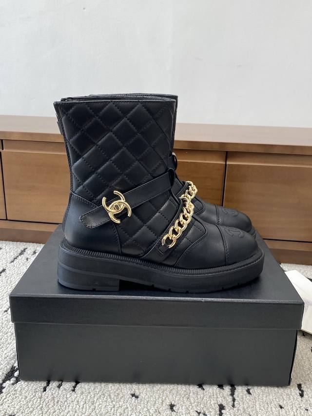 High version Chanel 2025S autumn and winter series short boots, made of imported