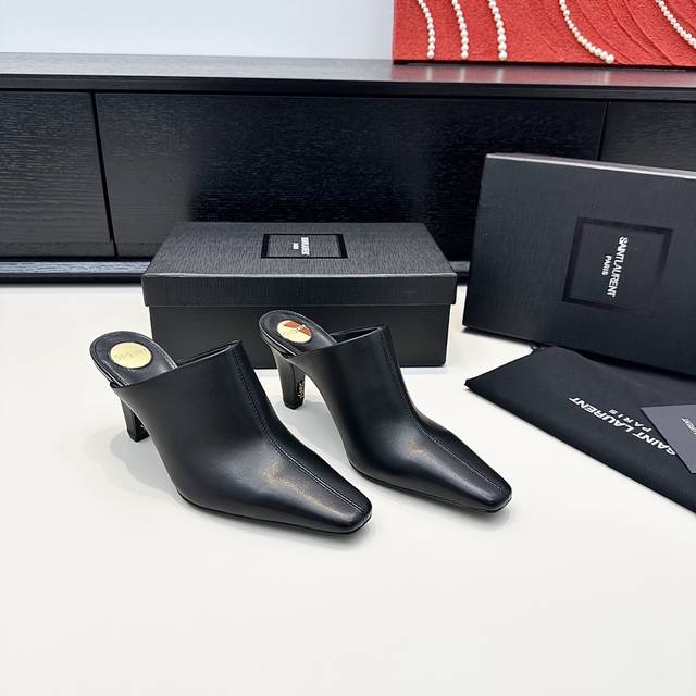 Purchasing version Saint Lauren*Ysl Saint Laurent 25 new small square toe high h