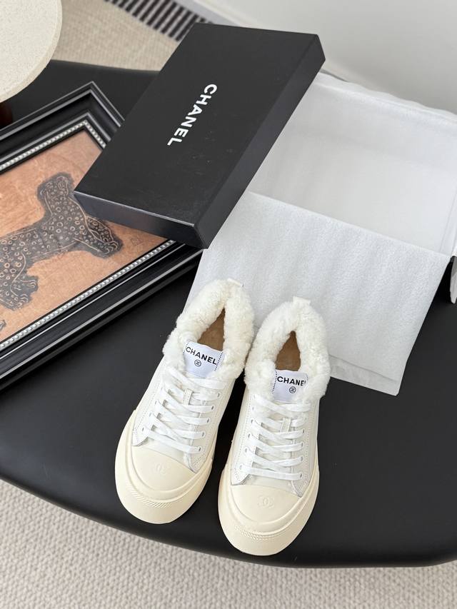 Chanel top-quality platform casual shoes Recommended model. Casual and versatile