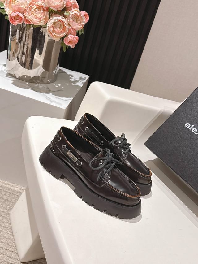 Alexander Wang Aw Carter Jennie Da Wang's thick-soled loafers are amazing! Haile