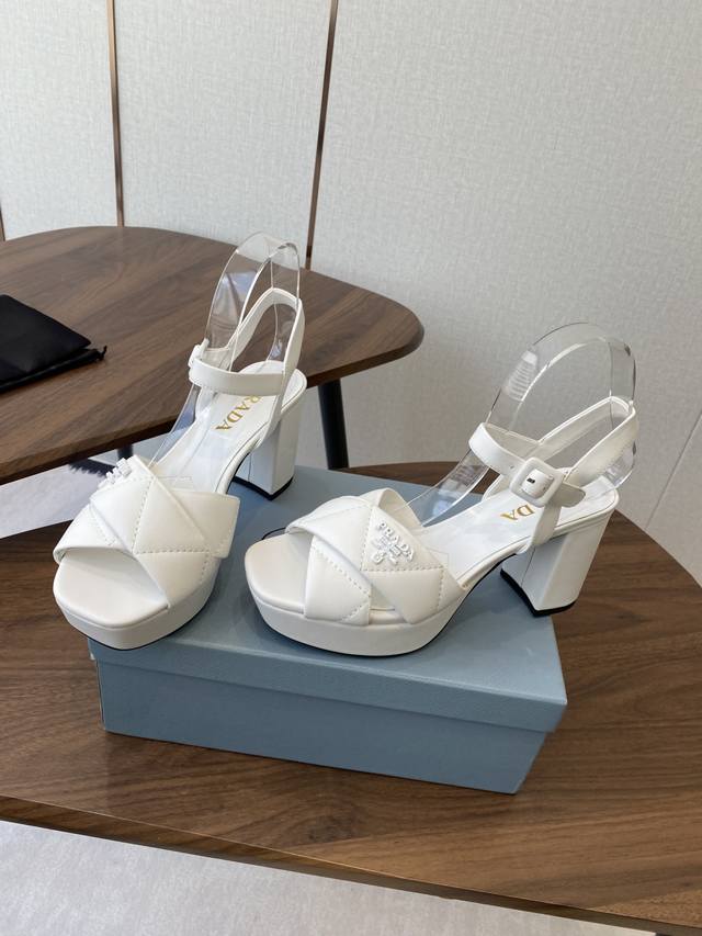 Prada 2025 Spring/Summer New Prada Spring/Summer New Embroidered Sandals Series