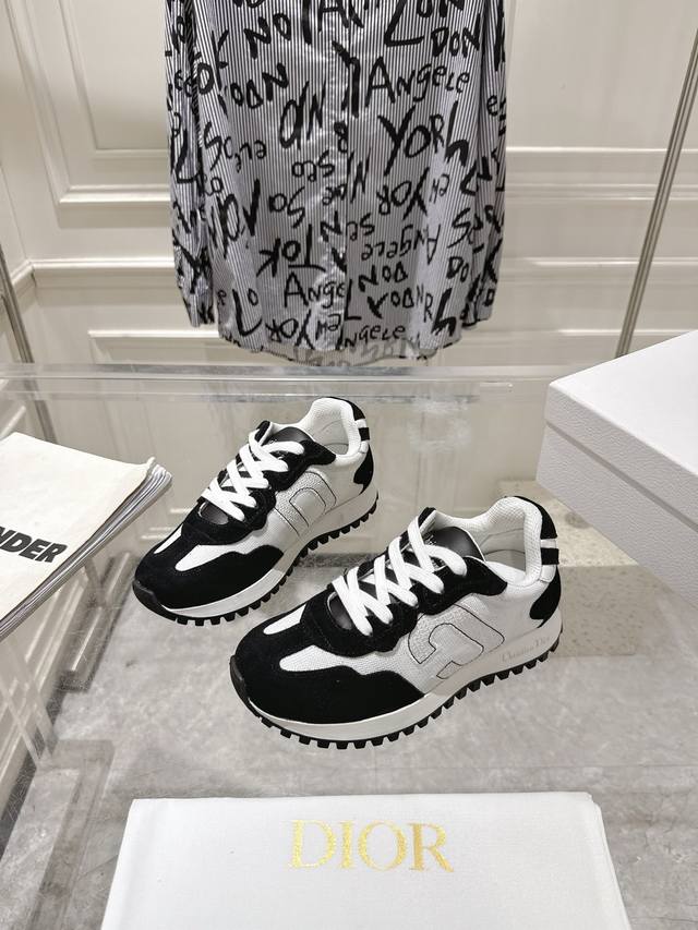 Factory Dior's latest runway-inspired casual Forrest Gump sneakers are a favori