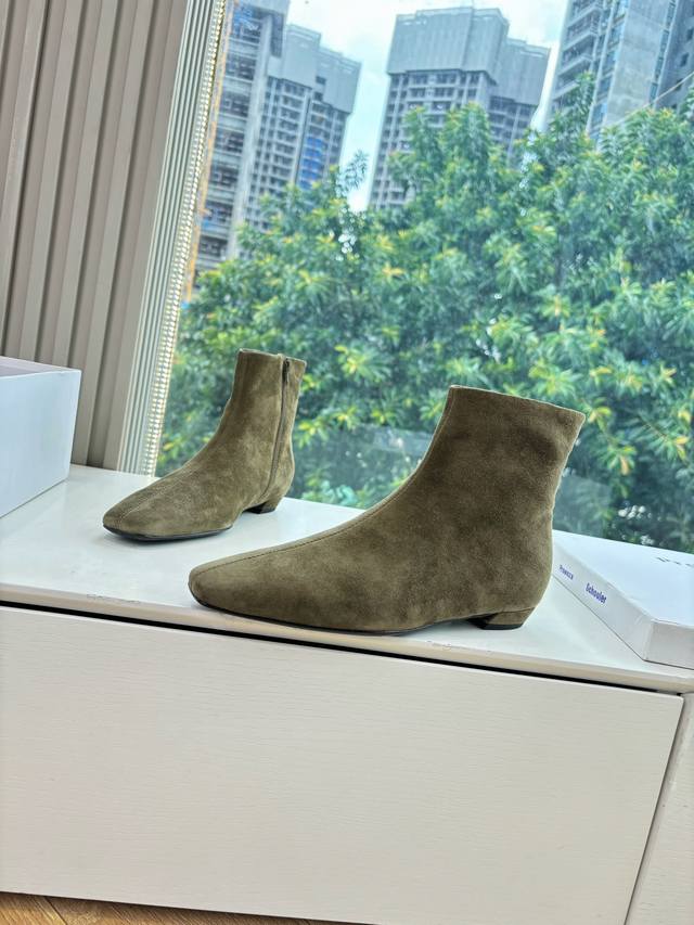 G085 What you see is what you get. Proenza Schouler* 25Ss new fashion ankle boot