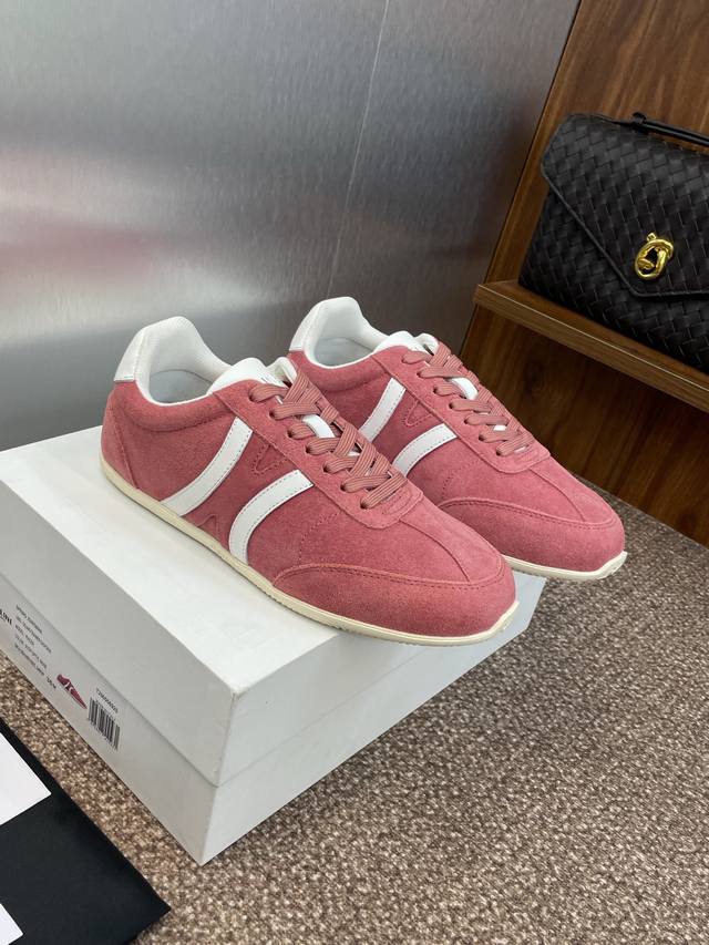 Factory P price P Celine 2025 autumn and winter new flat lace-up white shoes Cel