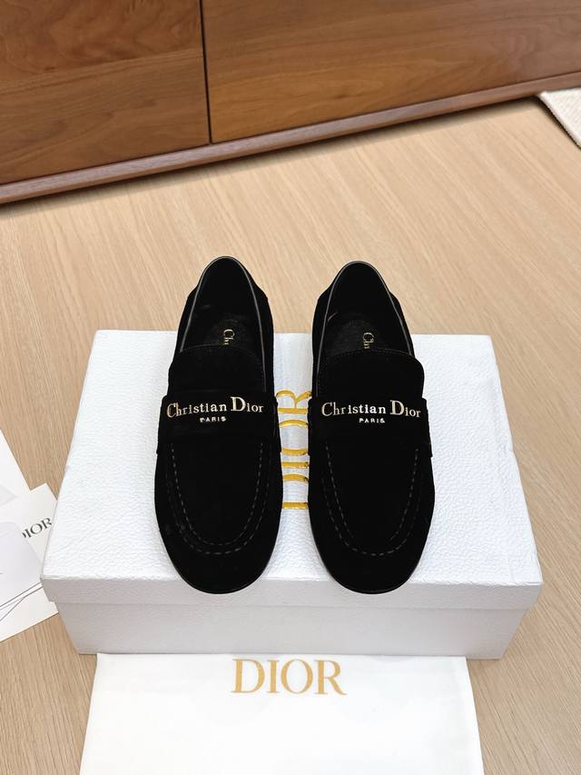 Dior Round-Toe Flat Loafers (DDD) This My Dior slingback pump is a new addition