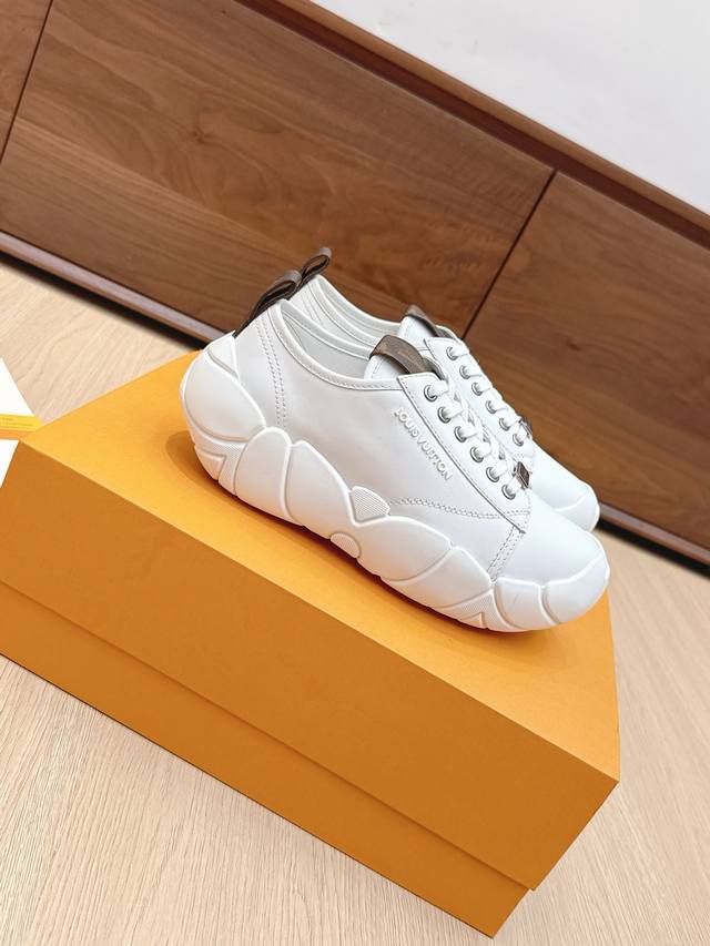 Agent-level # Donkey brand's new cloud bubble thick-soled casual shoes. I have t