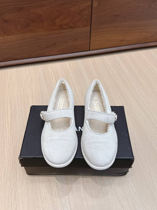 Shopping-level Chanel's new autumn and winter wool Mary Jane flats are so attrac