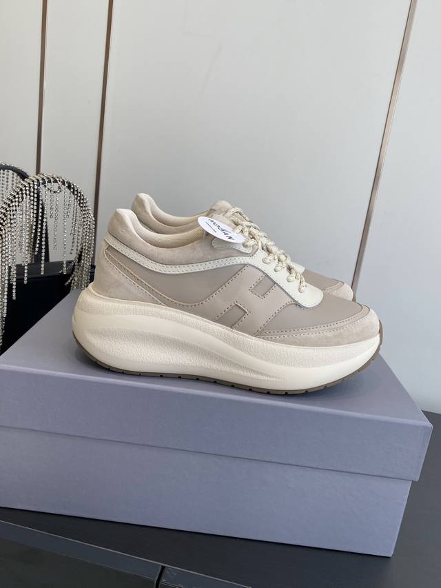 Hogan's latest Chunky series H696 thick-soled white shoes casual sports shoes Or