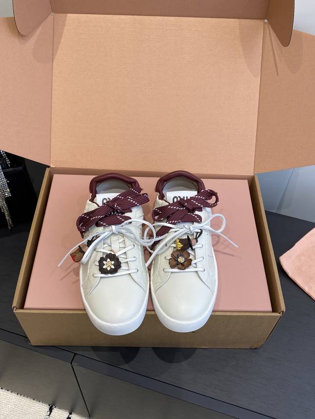 Miu Miu 25Ss. These thin-soled, biscuit-soled 25Ss are a new spring/summer Briti