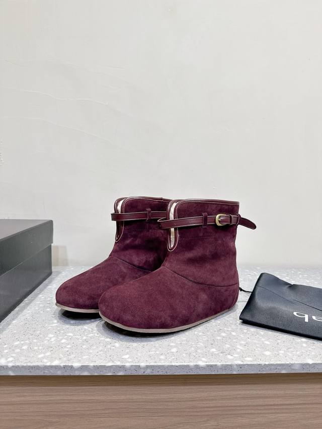 Untitlab's new fall/winter round-toed snow boots from the niche fashion brand 25