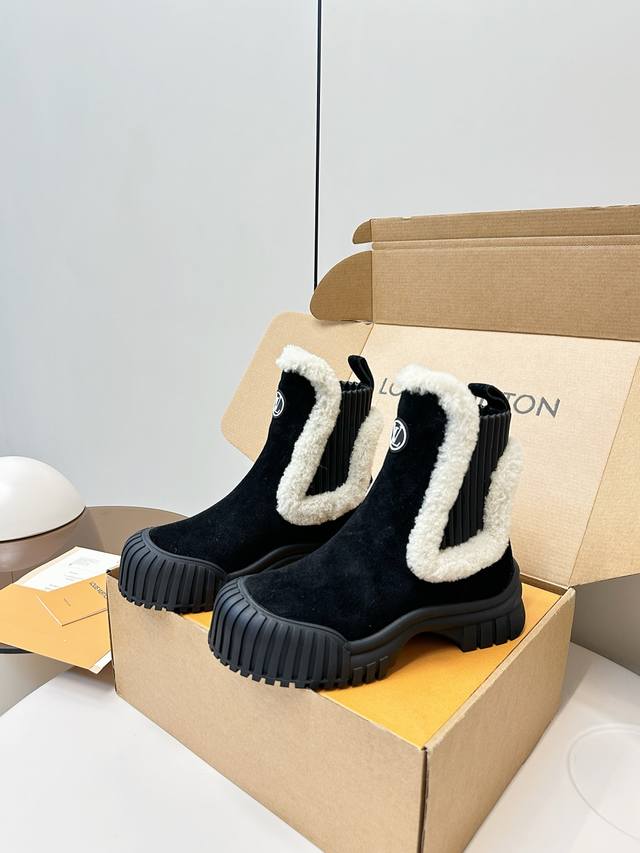 Fur lining! Top-quality, counter-packaged, Louis Vuitton LV lambswool Chelsea b