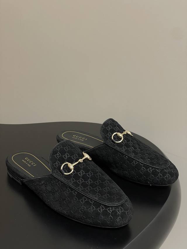 2025 Early Fall New Colorway, Gucci Princetown Classic Collection's Latest Editi