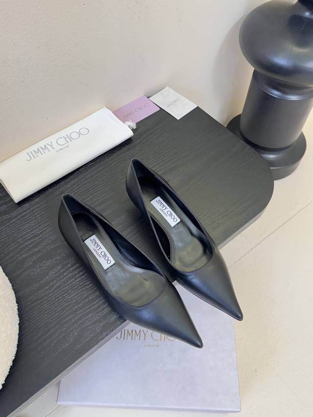 Jimmy Choo sets the toes with a sleek, radiant look. Brightening your look, ever
