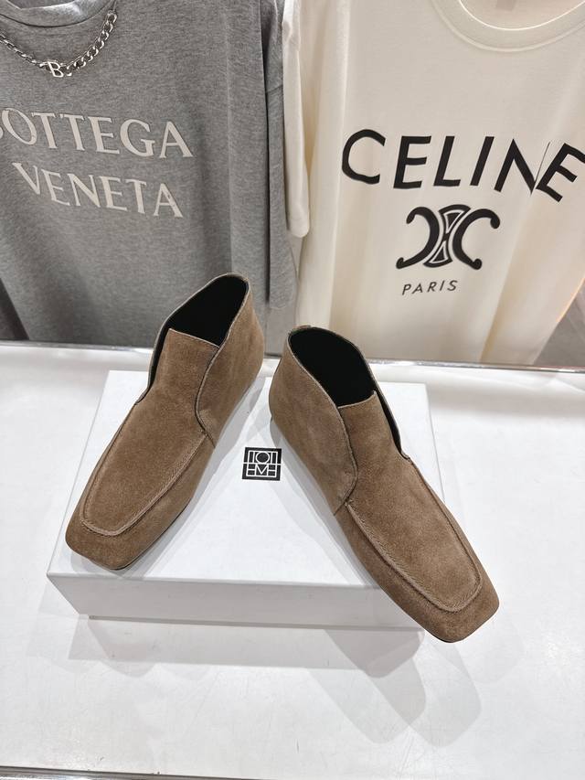 High-end factory release Niche trend item Toteme 2025Ss new single shoes! Authen