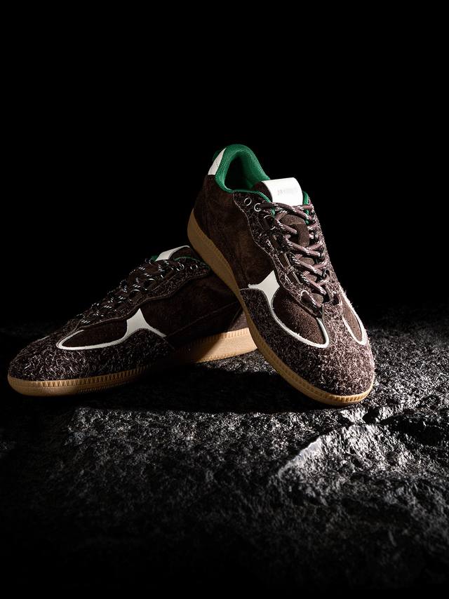 Spanish niche brand Dexun shoes official website simultaneously sells Purely ha