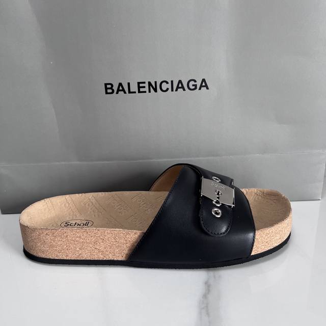 The Balenciaga & Scholl collaboration collection has been launched globally: com