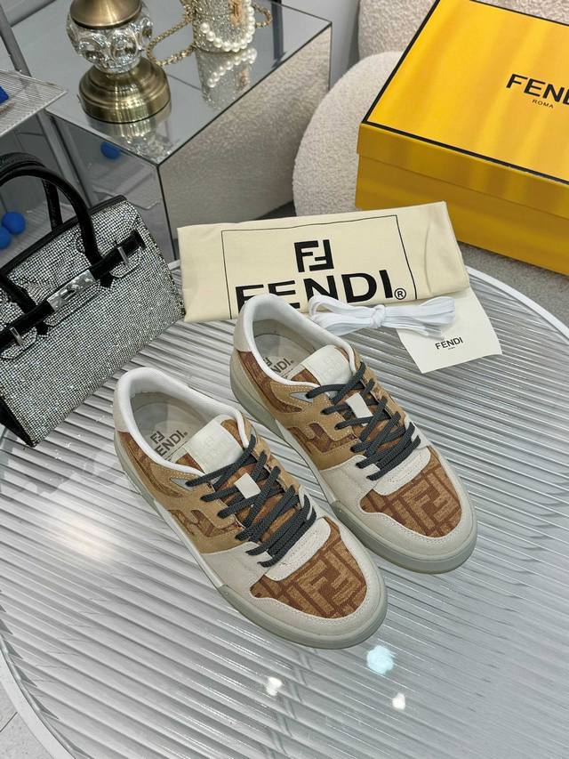 The new top-level super A version is shipped from the factory, men's version +4