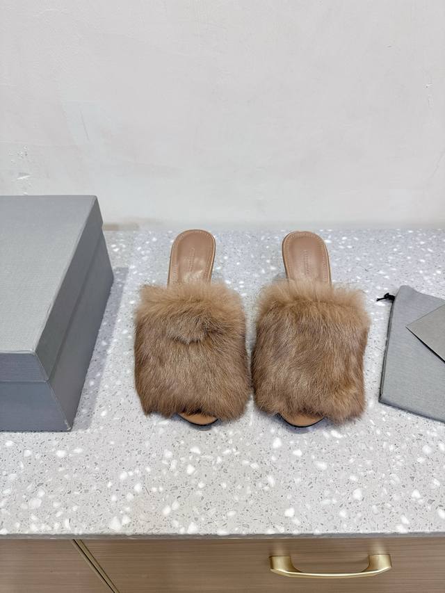 Balenciaga's new mink fur high-heeled slippers for autumn/winter 2025 retain the