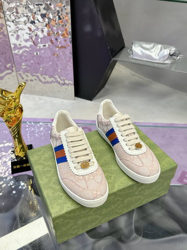 Factory Price: Gucci D'Education series, professionally designed for casual walk