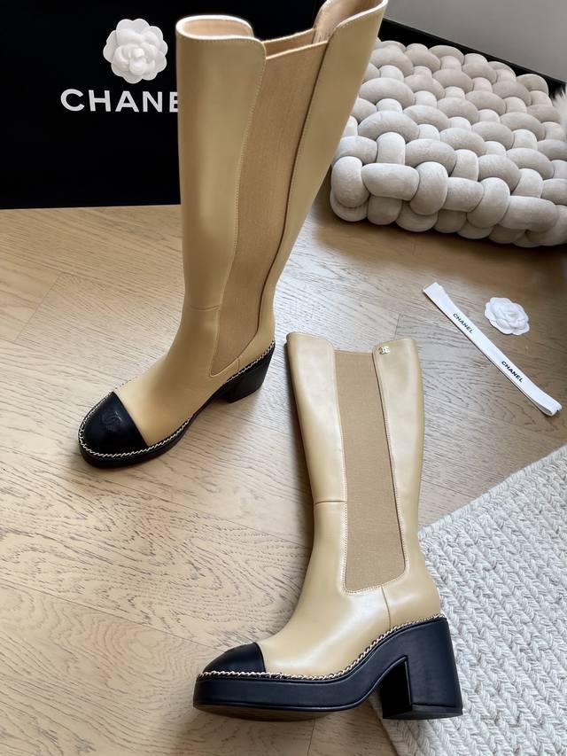 Chanel 25K autumn and winter new chain Martin boots top version! First sale~ upp