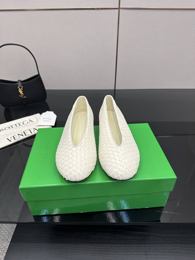 Woven upperHand-woven Bv Rosa ballet flats 3mm & 6mmComfortable and soft single