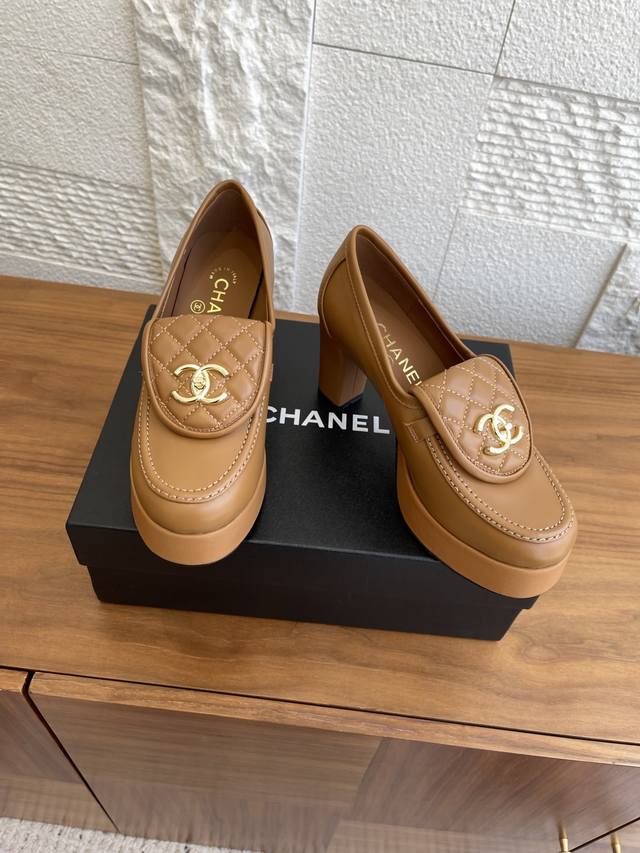 Top version: Chanel 25B new autumn product flap double C buckle waterproof platf